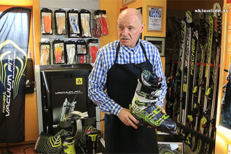 Jak dobrać buty narciarskie - doradza Marek Żurawiecki