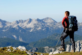 Najlepsze spodnie trekkingowe męskie: Komfort, trwałość i styl dla prawdziwych odkrywców