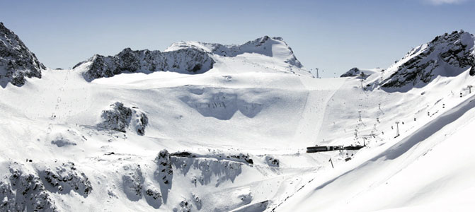 Dobre warunki do jazdy na austriackich lodowcach