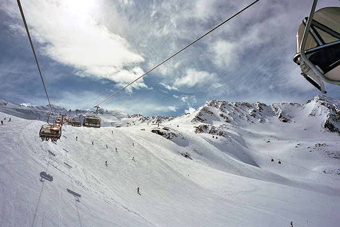 Tyrol -wiosenne narty w słońcu