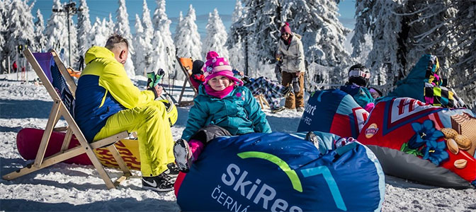 Jak Czesi promują rodzinne narciarstwo