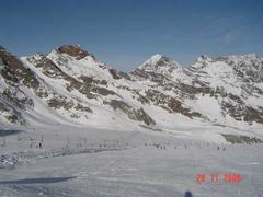Widok z przełęczy Eisjoch w kierunku na Eisgrat