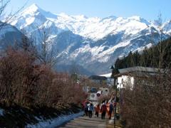 Widok na Kitzsteinhorn sprzed stacji Areitbahn (Schmittenhöhe)