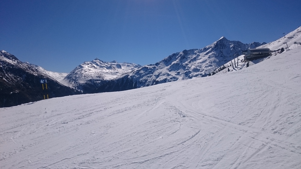 58dd5acfcfebc_SOELDEN2017PUBL(37).thumb.JPG.f8730ed6a19e74274371d23dcf95d521.JPG