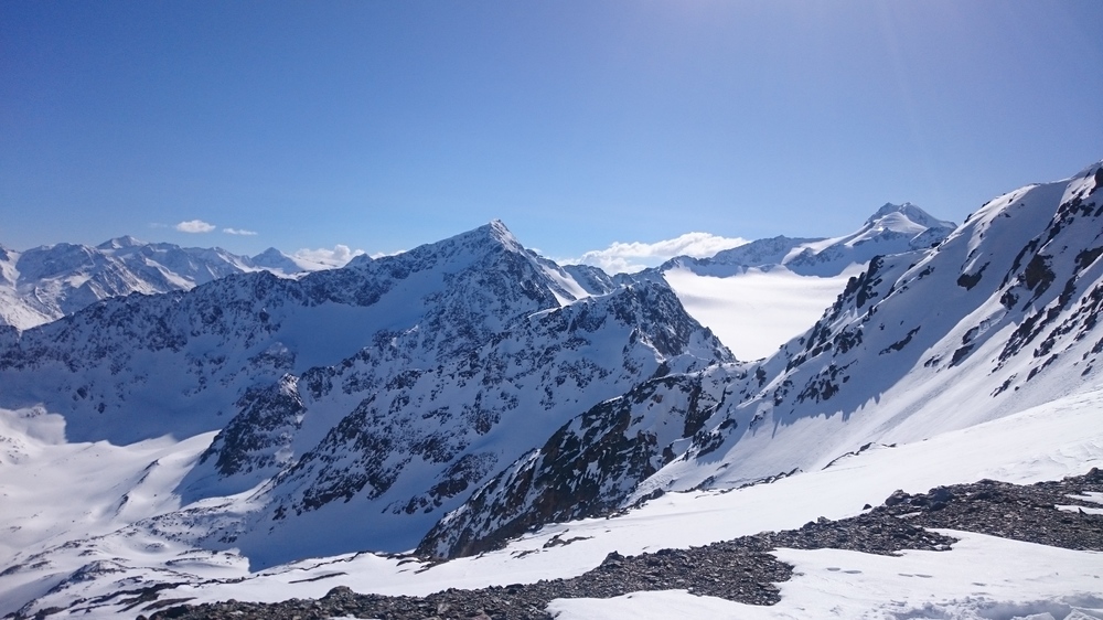 58dd5beab134c_SOELDEN2017PUBL(14).thumb.JPG.9a43ebee6562df95979898411192e4fa.JPG