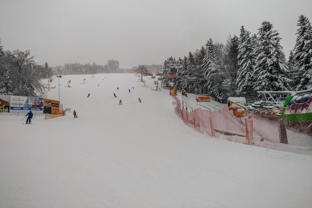 ski003_slotwiny.thumb.jpg.0dad04a434b2d6aeee466727a92a267f.jpg