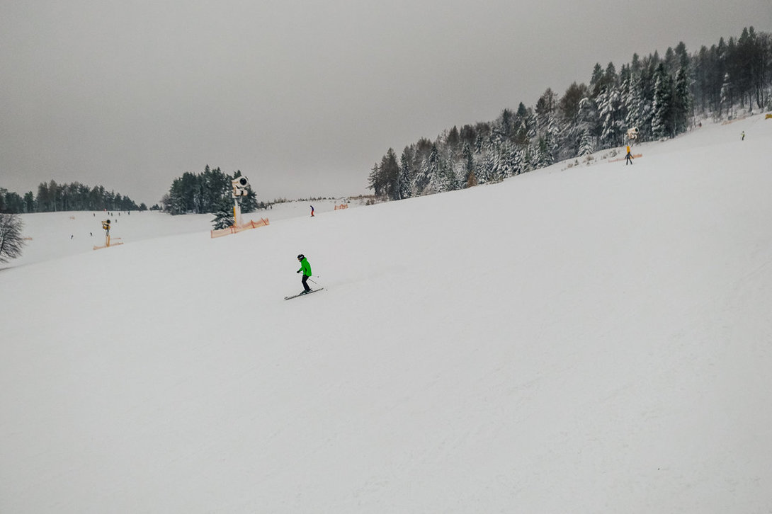 ski016_slotwiny.thumb.jpg.b3a1202f6bf3379014a0a0b05a48be83.jpg