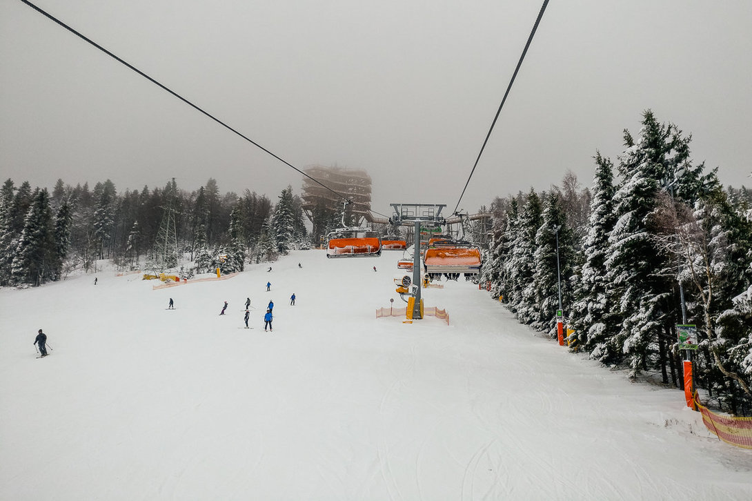 ski017_slotwiny.thumb.jpg.b877ac7f9afc87ac7e01e50330a7b2bc.jpg