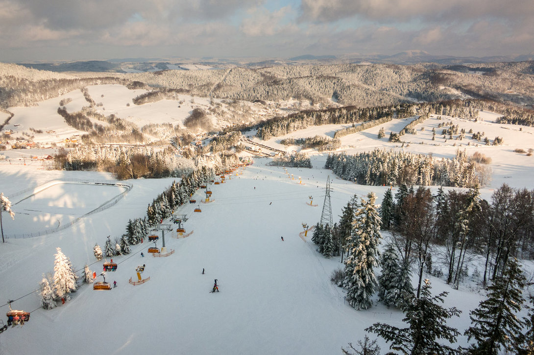 ski028_slotwiny.thumb.jpg.749c31e2fc53a84cef7e570ef9b2d4be.jpg