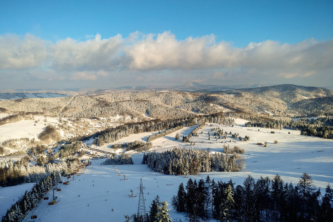ski029_slotwiny.thumb.jpg.637b7110cca955dc9f1e38e5dd7b9258.jpg