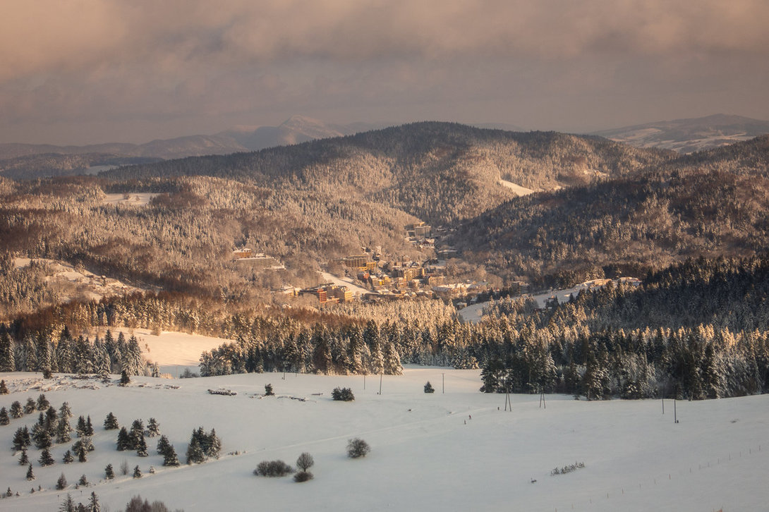 ski031_slotwiny.thumb.jpg.9f0f8aaa59bb094508523fcba2e315dc.jpg