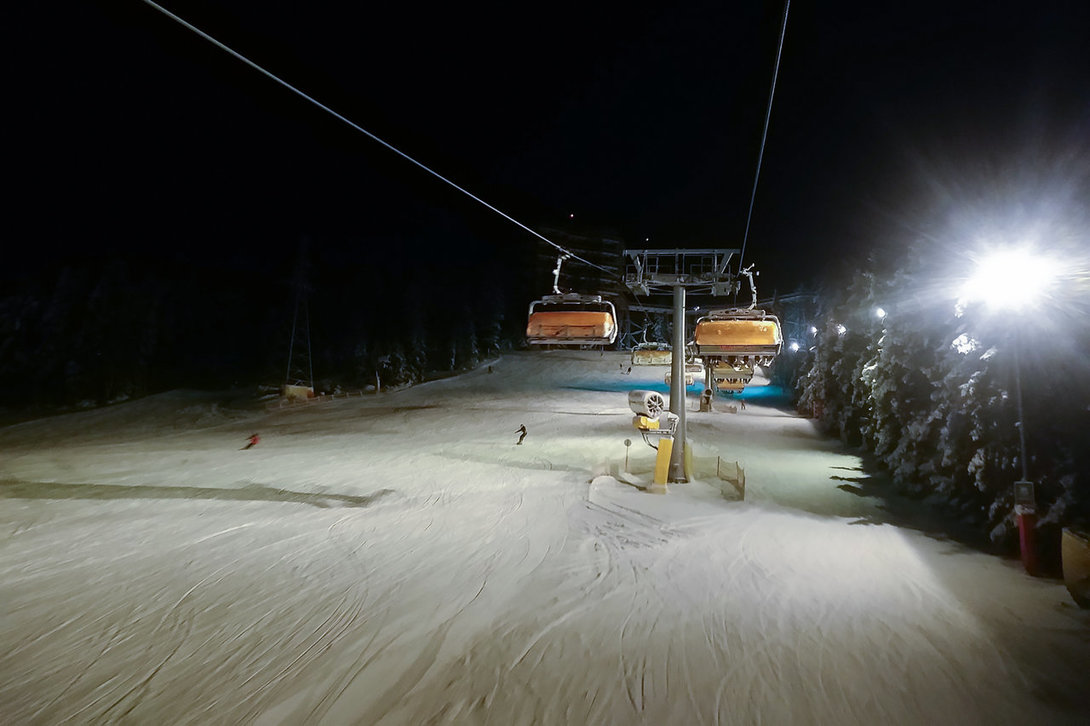 ski035_slotwiny.thumb.jpg.1957bf57ab54416258145ddd281b3b49.jpg