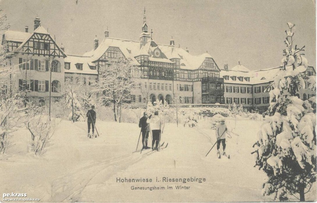 Szpital_Wysoka_Laka_393510_Fotopolska-Eu.jpg