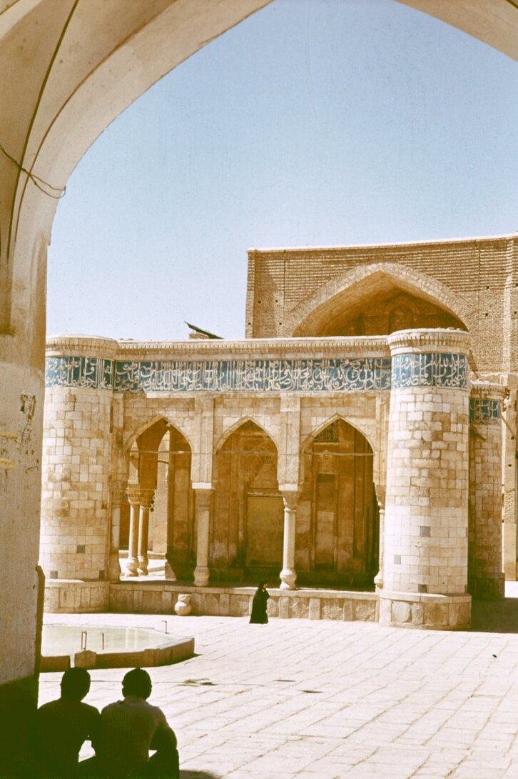 Isfahan_Szkoła Muzułm.jpg