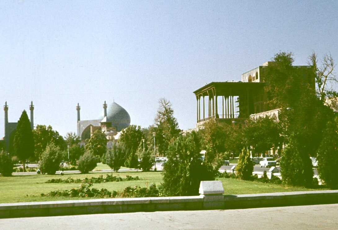 Isfahan_ Majdan-e- Shah.jpg