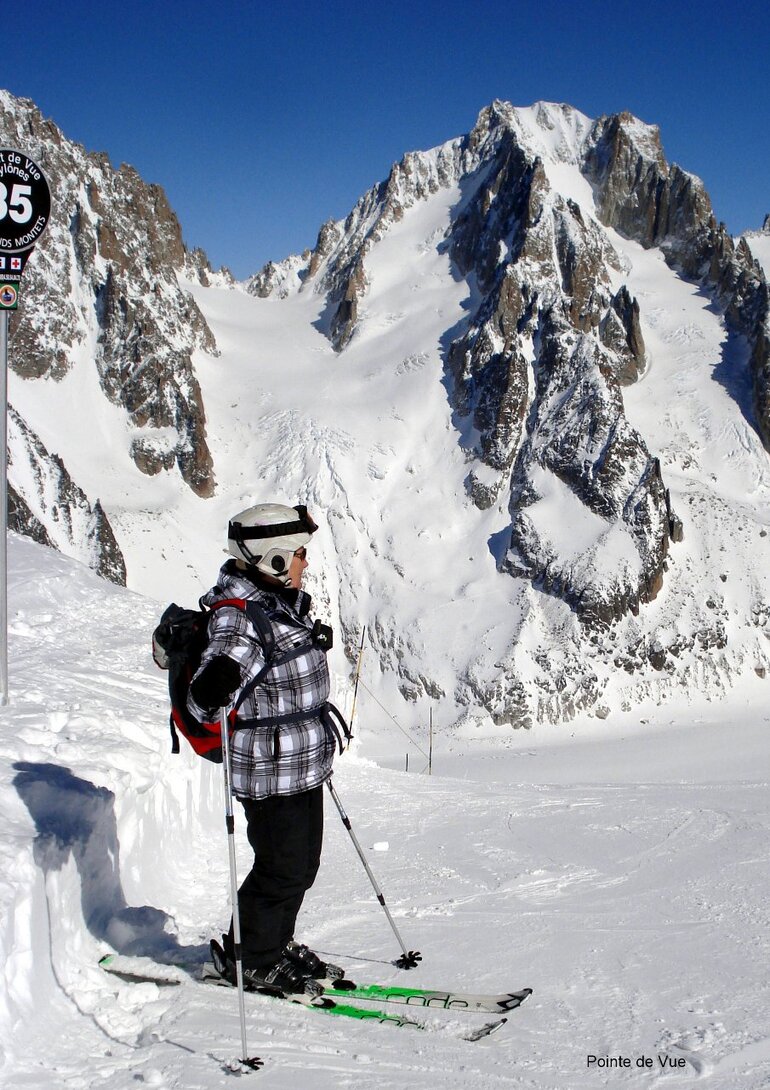 e13_d_Pointe de Vue.jpg
