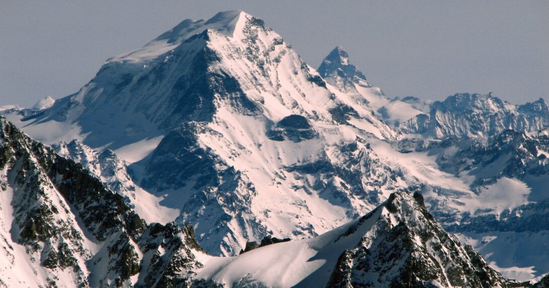Grand Combin, Matterhorn.jpg