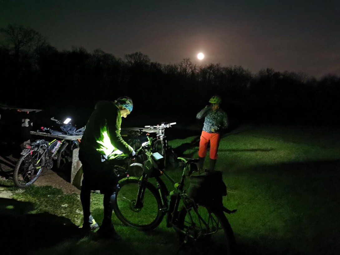 1723901742_IMG_20210429_001112NocnezCzernicyPKM.thumb.jpg.b13bb89f6635214b3ffb359f27ed64ae.jpg