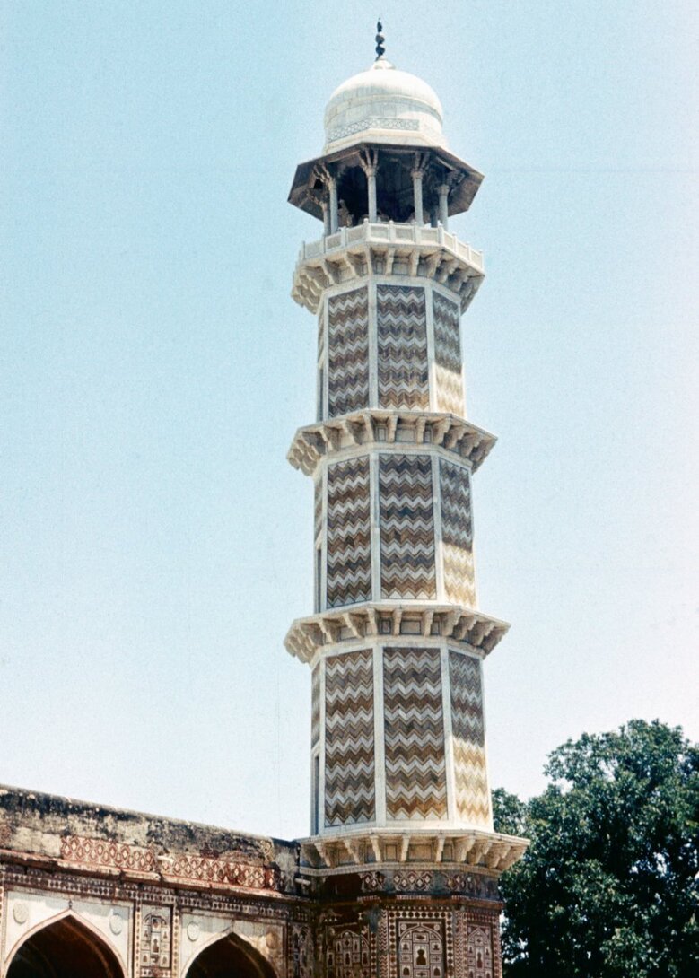 Minaret.jpg