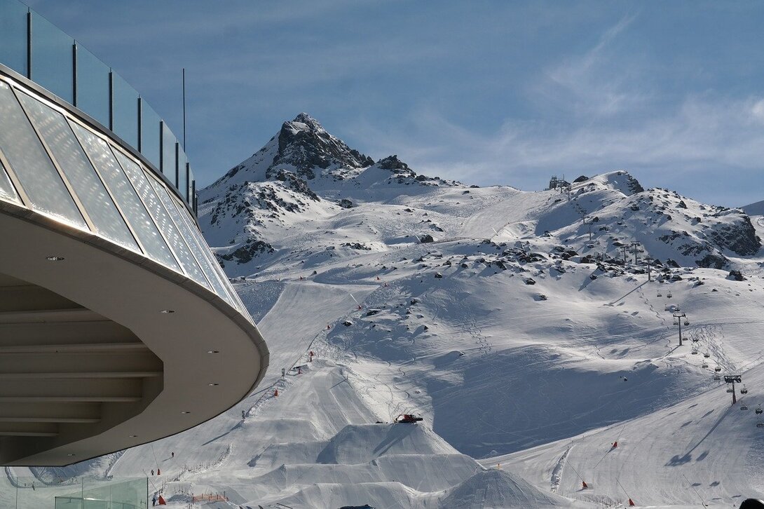 ischgl-356444_1280.thumb.jpg.76539439e11246af3b7ce8e7c55434c0.jpg