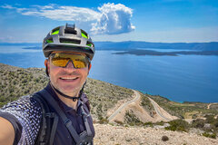 Chorwackie wyspy Hvar i Brać rowerem