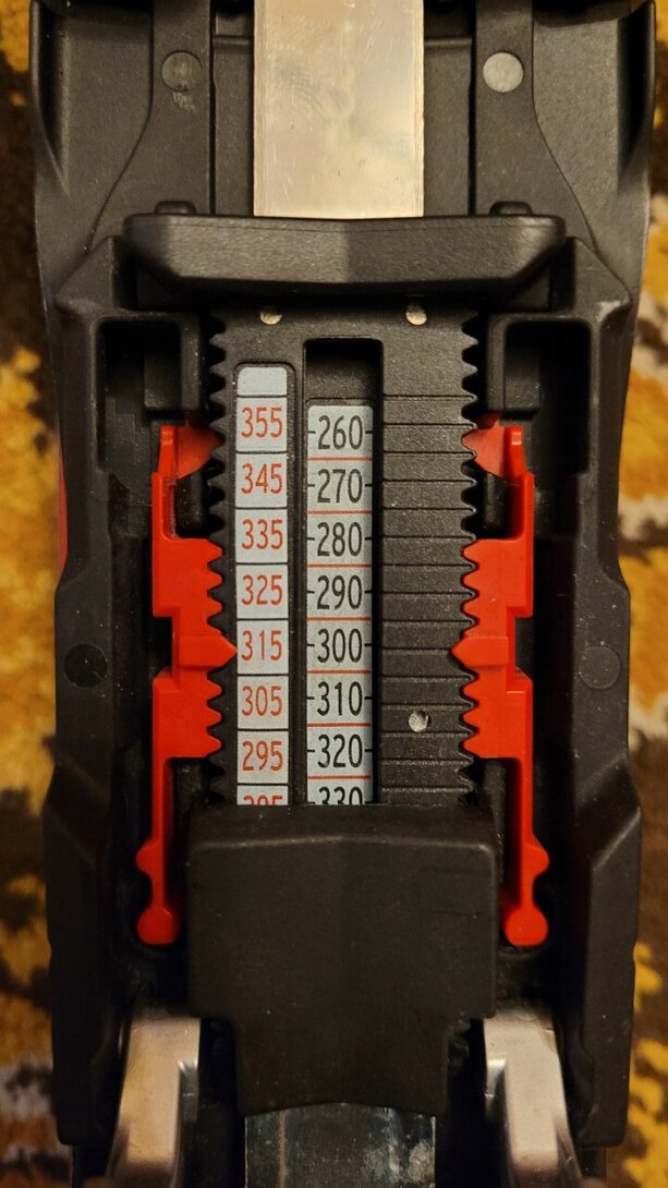 737010383_20221203_0910471.thumb.jpg.ace447384adedfa55d169ecd0366eb09.jpg