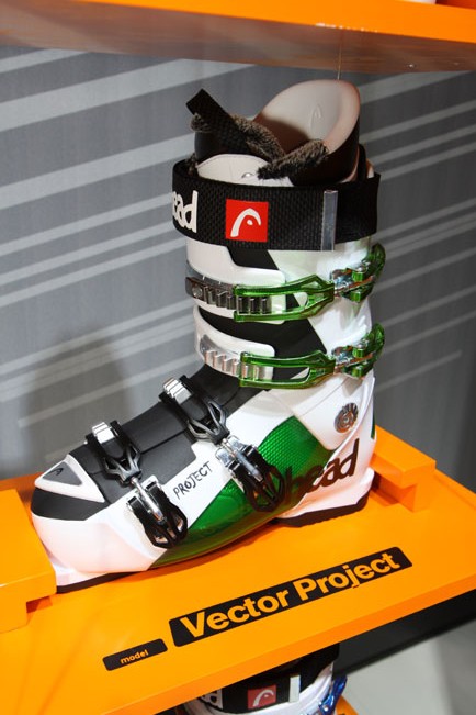 Galeria: Buty Head z kolekcji 10/11