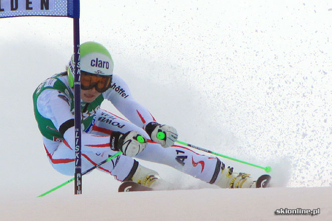 Galeria: Soelden - slalom gigant I przejazd kobiet