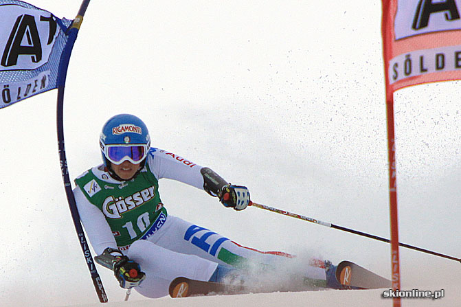 Galeria: Soelden - slalom gigant I przejazd kobiet