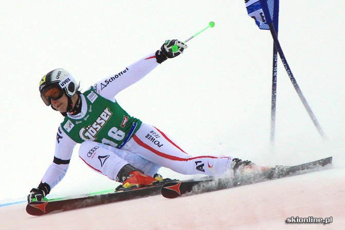 Galeria: Soelden - slalom gigant I przejazd kobiet