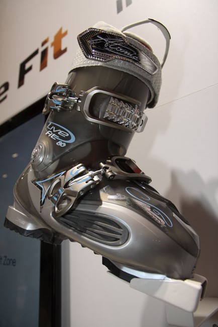 Galeria: Atomic buty narciarskie 2010/2011