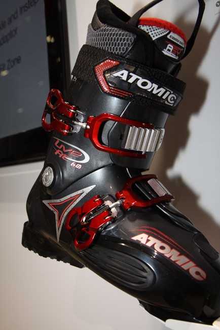 Galeria: Atomic buty narciarskie 2010/2011