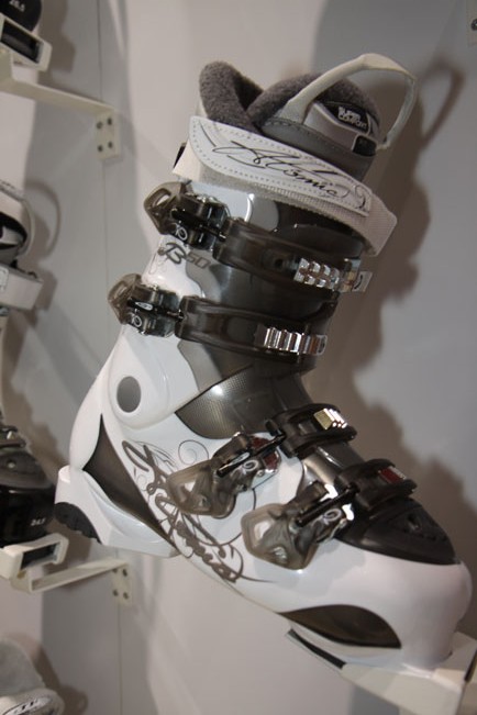 Galeria: Atomic buty narciarskie 2010/2011