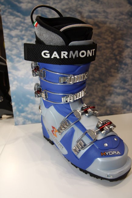 Galeria: Garmont buty narciarskie 2010/2011