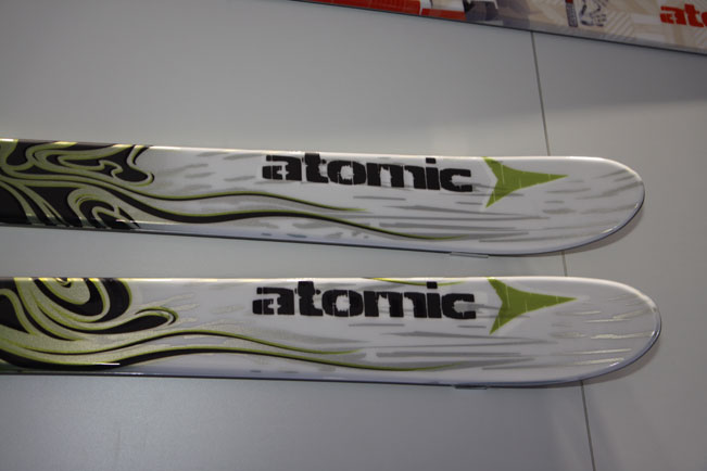 Galeria: Atomic narty kolekcja 2010/2011