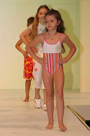 Galeria: Beachwear Show - moda dziecięca