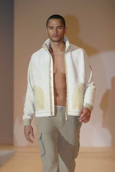 Galeria: Think Pink Fashion Show
