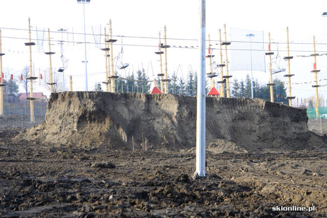 Galeria: Dębowiec - budowa ośrodka narciarskiego 26 XI 2012
