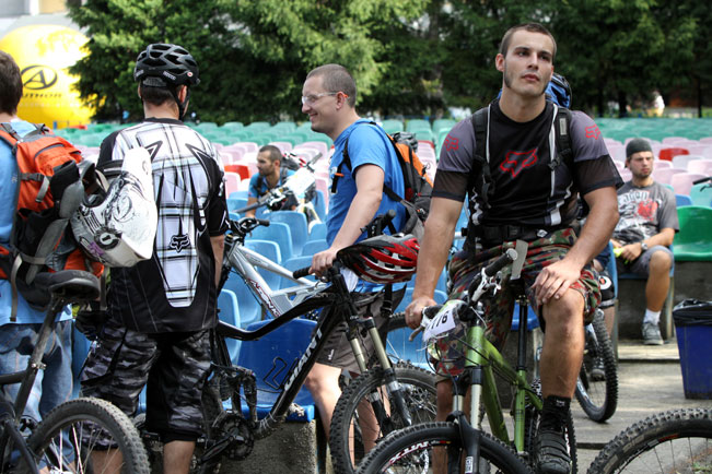 Galeria: Enduro Trophy Brenna 2010 start