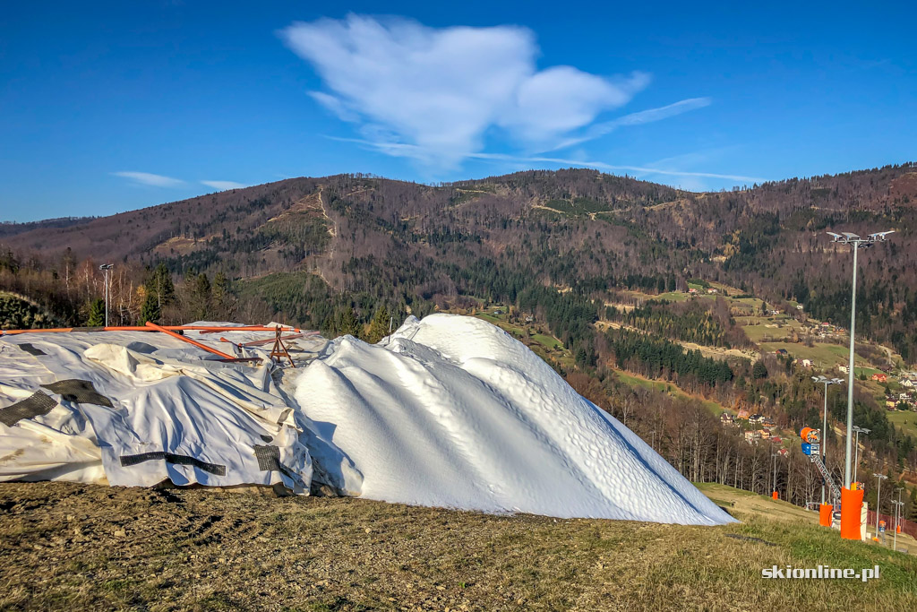 Galeria: Beskid Sport Arena, magazyn śniegu - listopad 2018