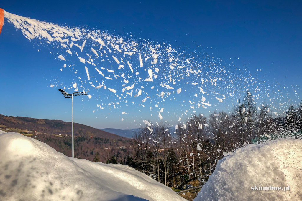 Galeria: Beskid Sport Arena, magazyn śniegu - listopad 2018