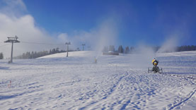 Zieleniec Ski Arena - ruszyło naśnieżanie