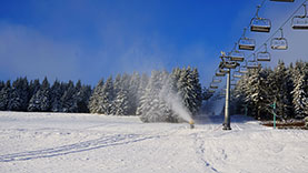 Zieleniec Ski Arena - ruszyło naśnieżanie