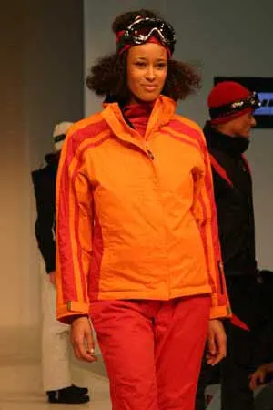Zdjęcie 32 z galerii Moda na zimę 06/07 cz.I