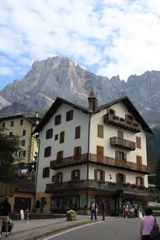 Zdjęcie 2 z galerii Trekking w Dolomitach: Rosetta (2743 m)