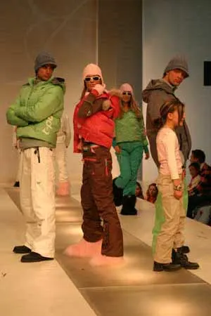 Zdjęcie 44 z galerii Moda na zimę 06/07 cz.I