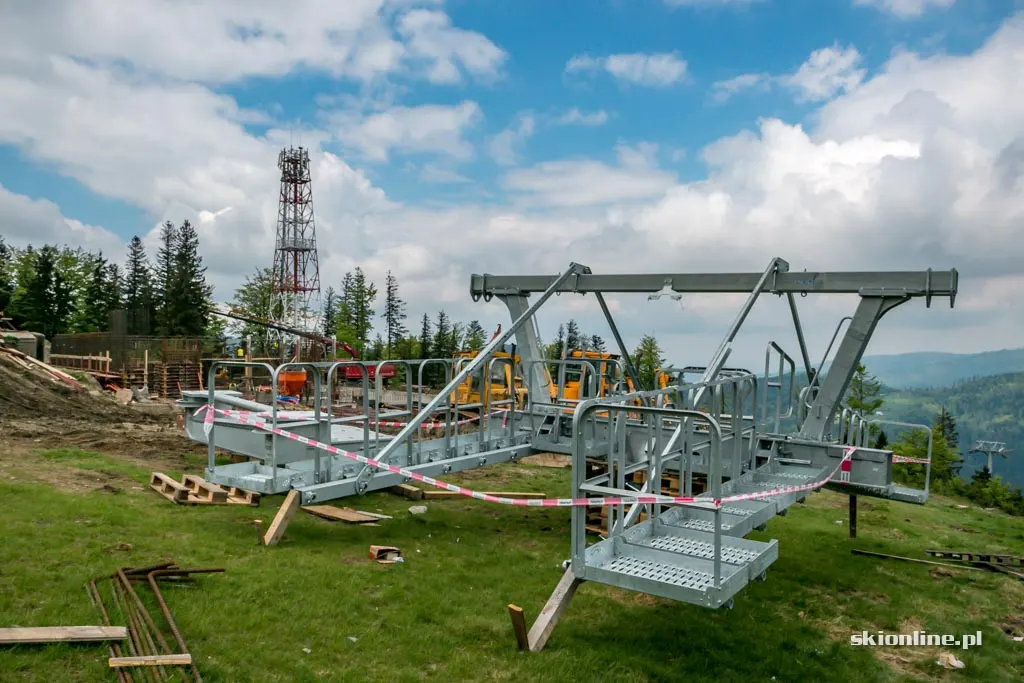 Zdjęcie 19 z galerii COS Szczyrk: budowa nowej 4-os. kolei (maj 2017)