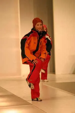 Zdjęcie 25 z galerii Moda na zimę 06/07 cz.I