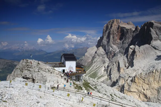 Zdjęcie 21 z galerii Trekking w Dolomitach: Rosetta (2743 m)