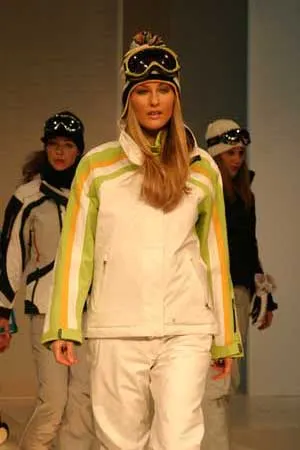 Zdjęcie 33 z galerii Moda na zimę 06/07 cz.I